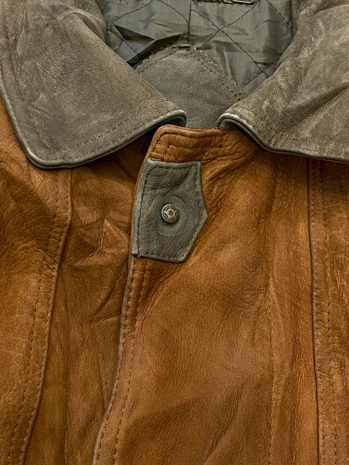 90s 오스트레일리아 스웨이드 레더(양가죽) 상품이미지10