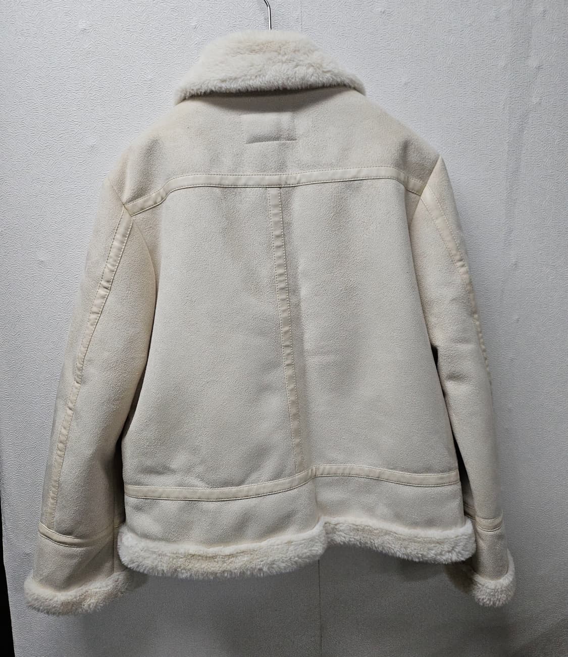 CLOVIS 아이보리 무스탕 자켓  M 상품이미지2