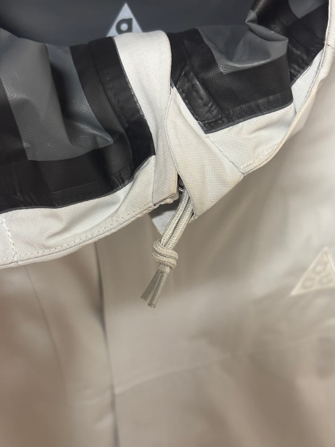 급처 나이키 ACG ADV 바람막이 라이트그레이 S 상품이미지2