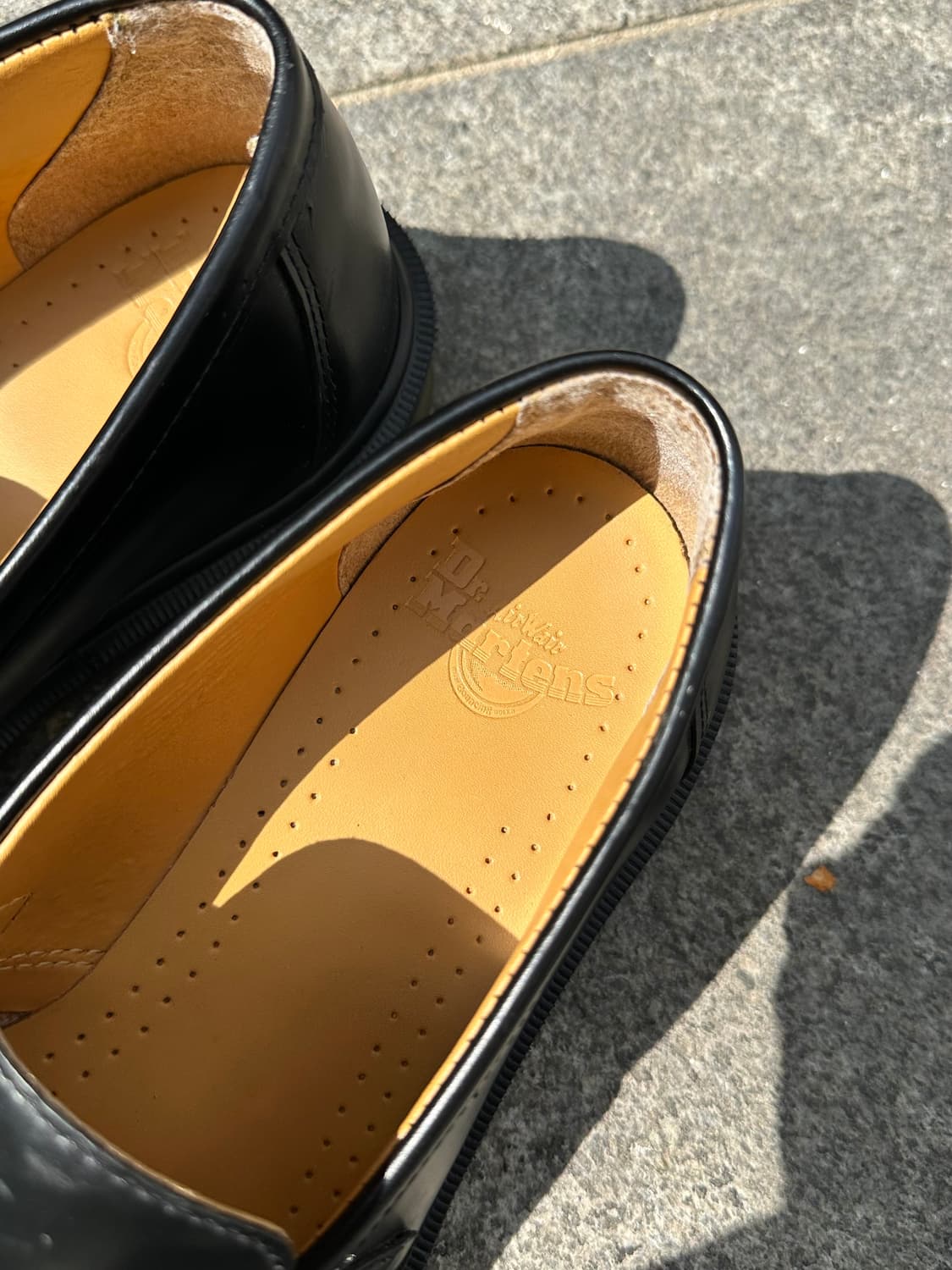 Dr. Martens Addy Penny Loafer 상품이미지2