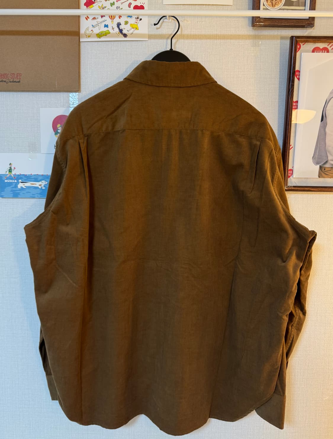 (새상품)세터 SATUR 투포켓 셔츠 브라운 M 상품이미지3