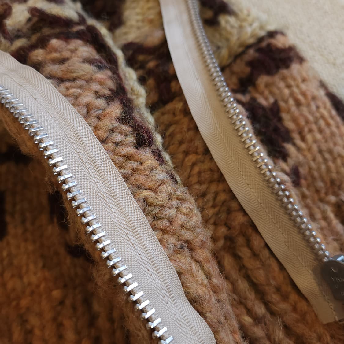 카나타 코위찬 헤비울 스웨터 니트 베스트 카나타 베스트 사슴 상품이미지10