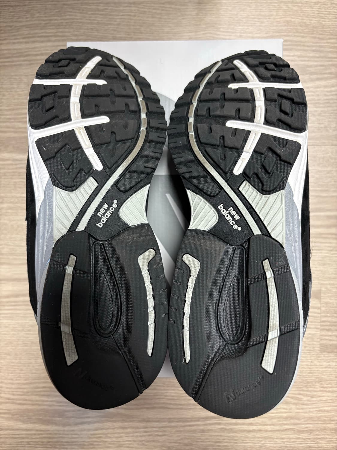 새상품) 뉴발란스 993 블랙 260사이즈 판매합니다. 상품이미지3