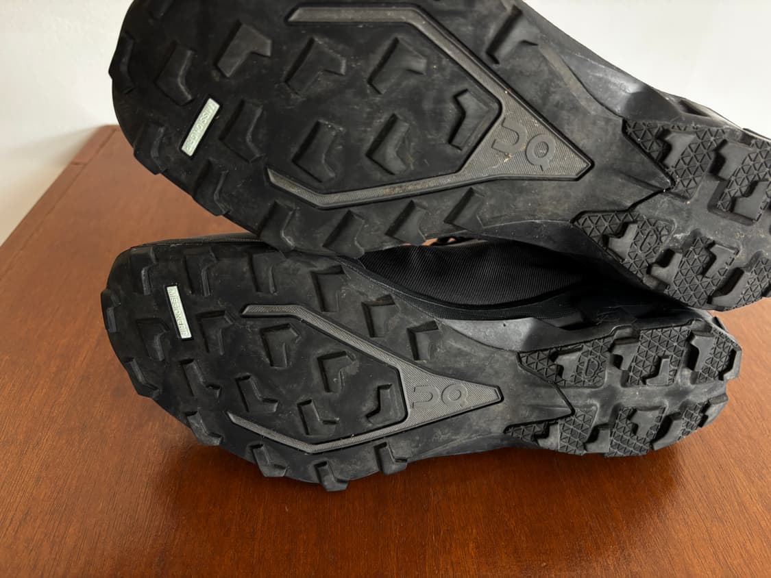 온러닝 파프 클라우드 벤처 올블랙 상품이미지7