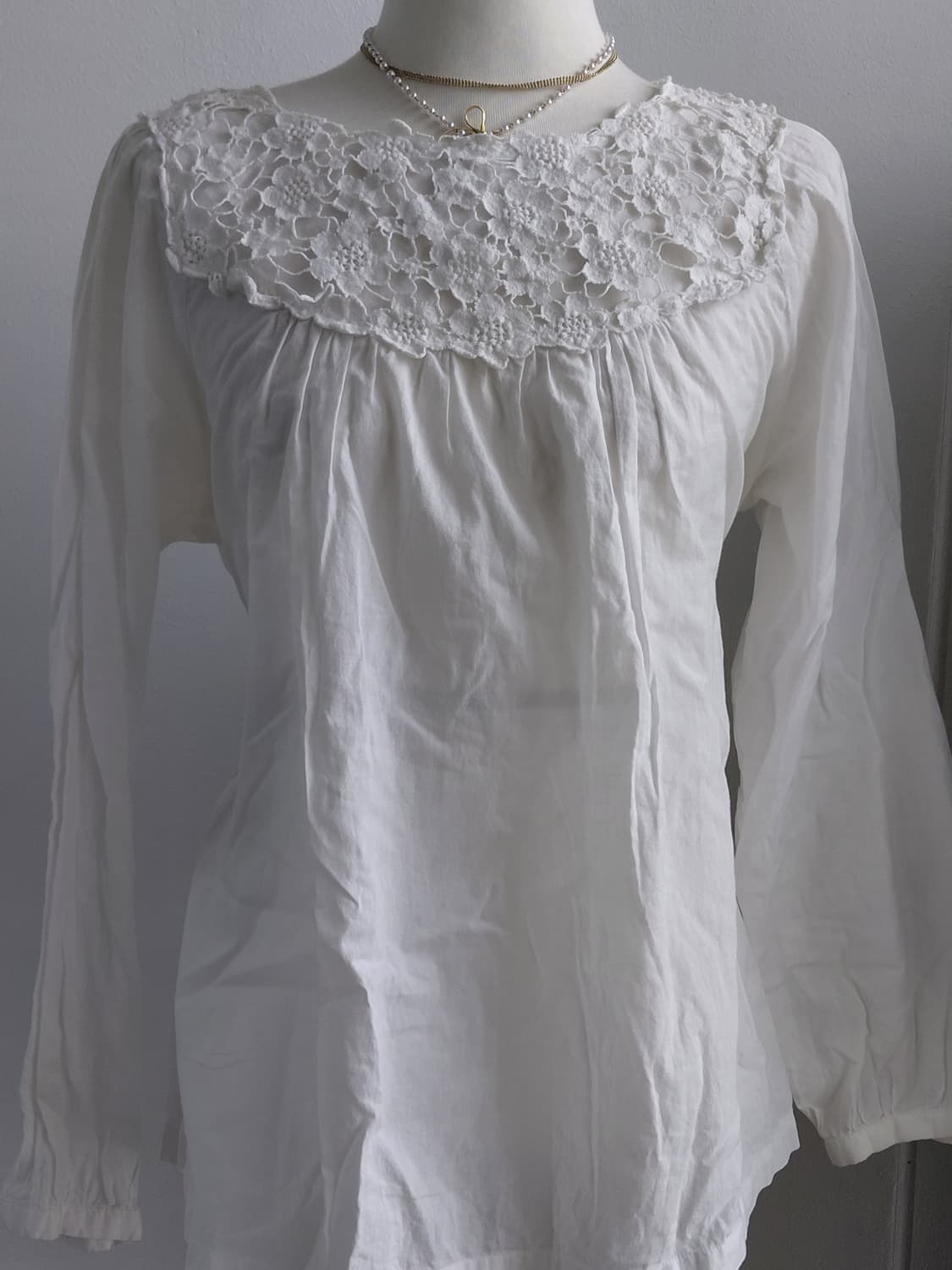 [일본빈티지] 레이스 장식 화이트 블라우스 상품이미지1