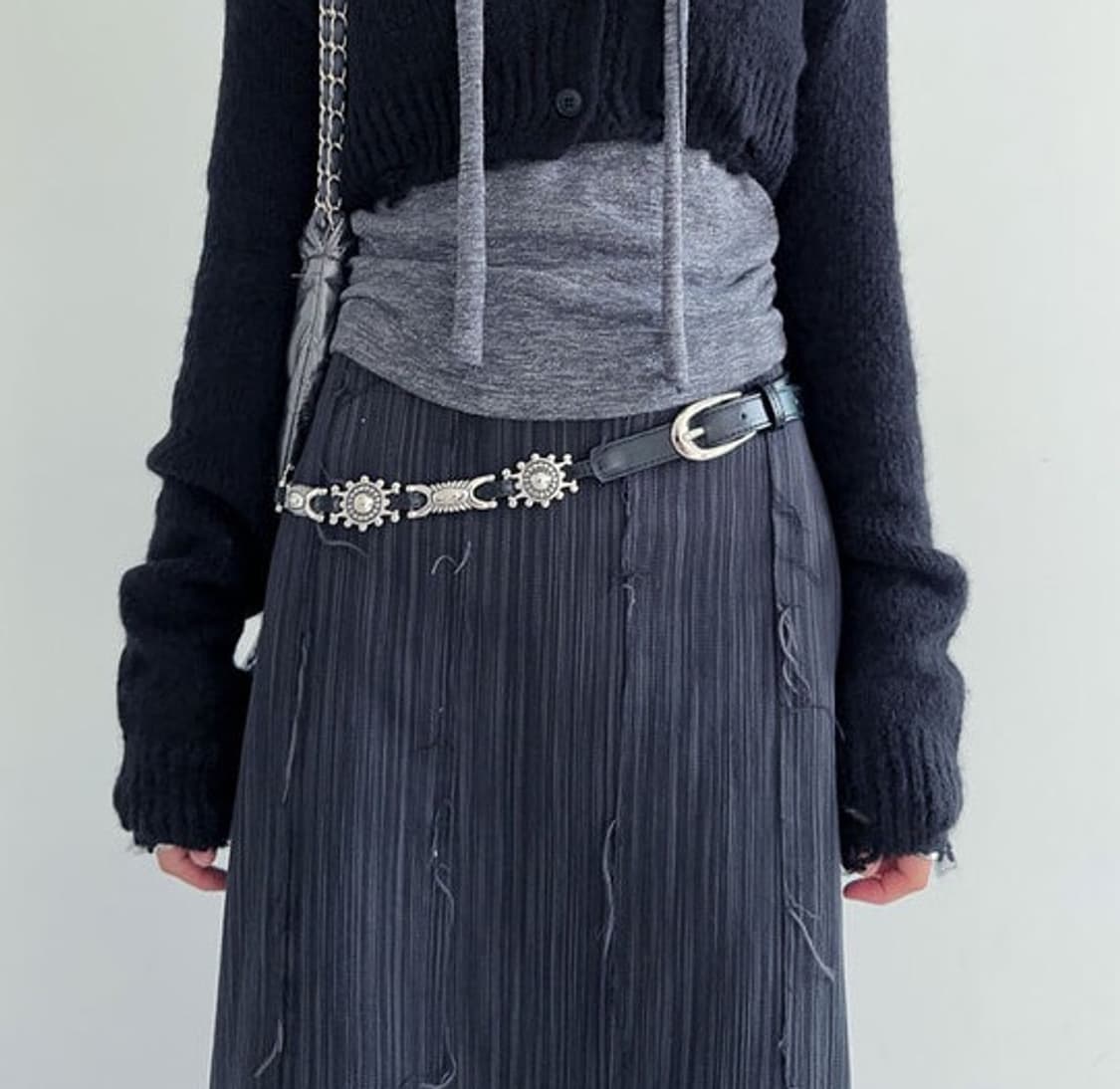 [Unisex] y2k 에스닉 스터드 웨스턴 가죽벨트 상품이미지1