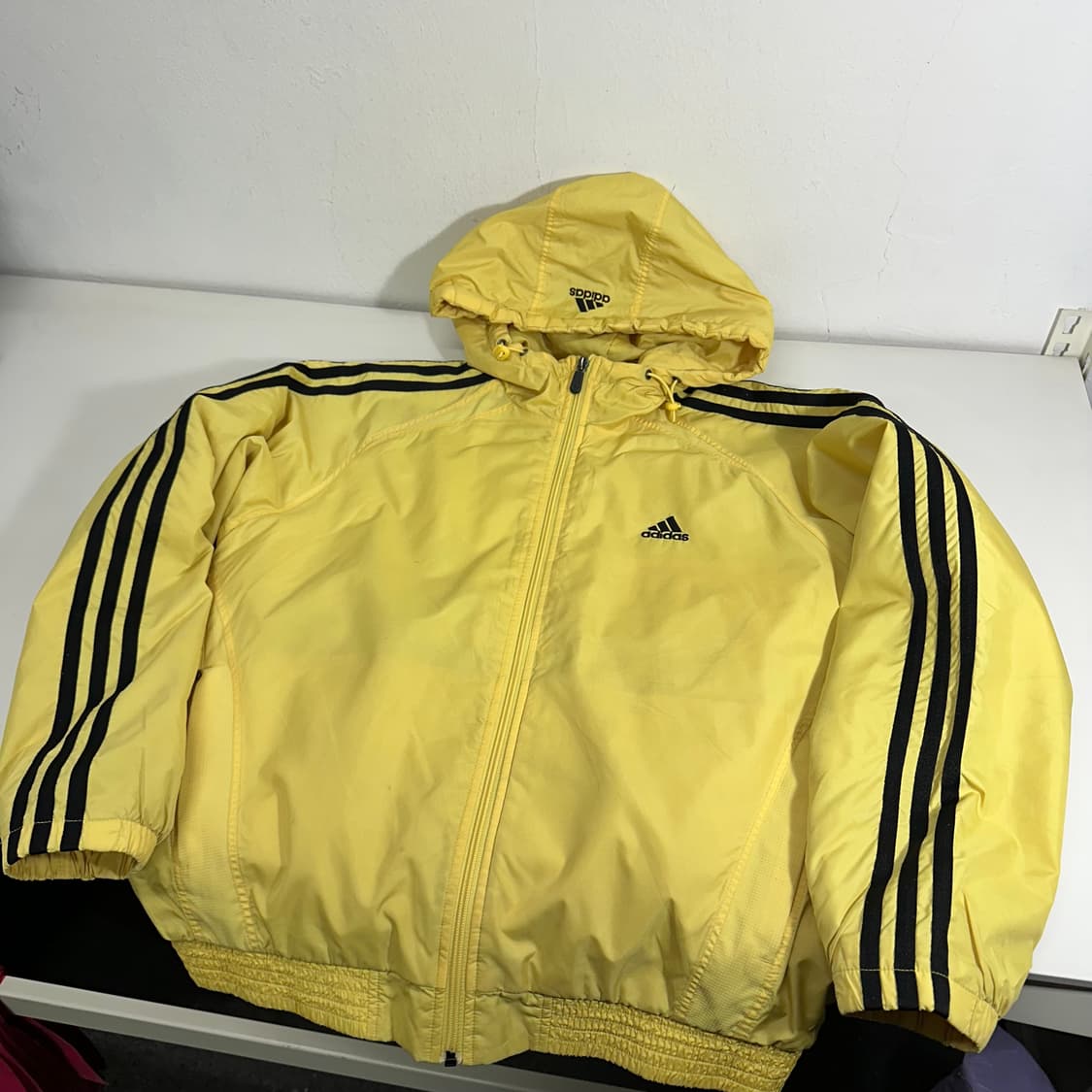 95 아디다스 옐로우 삼선 후드점퍼 상품이미지1