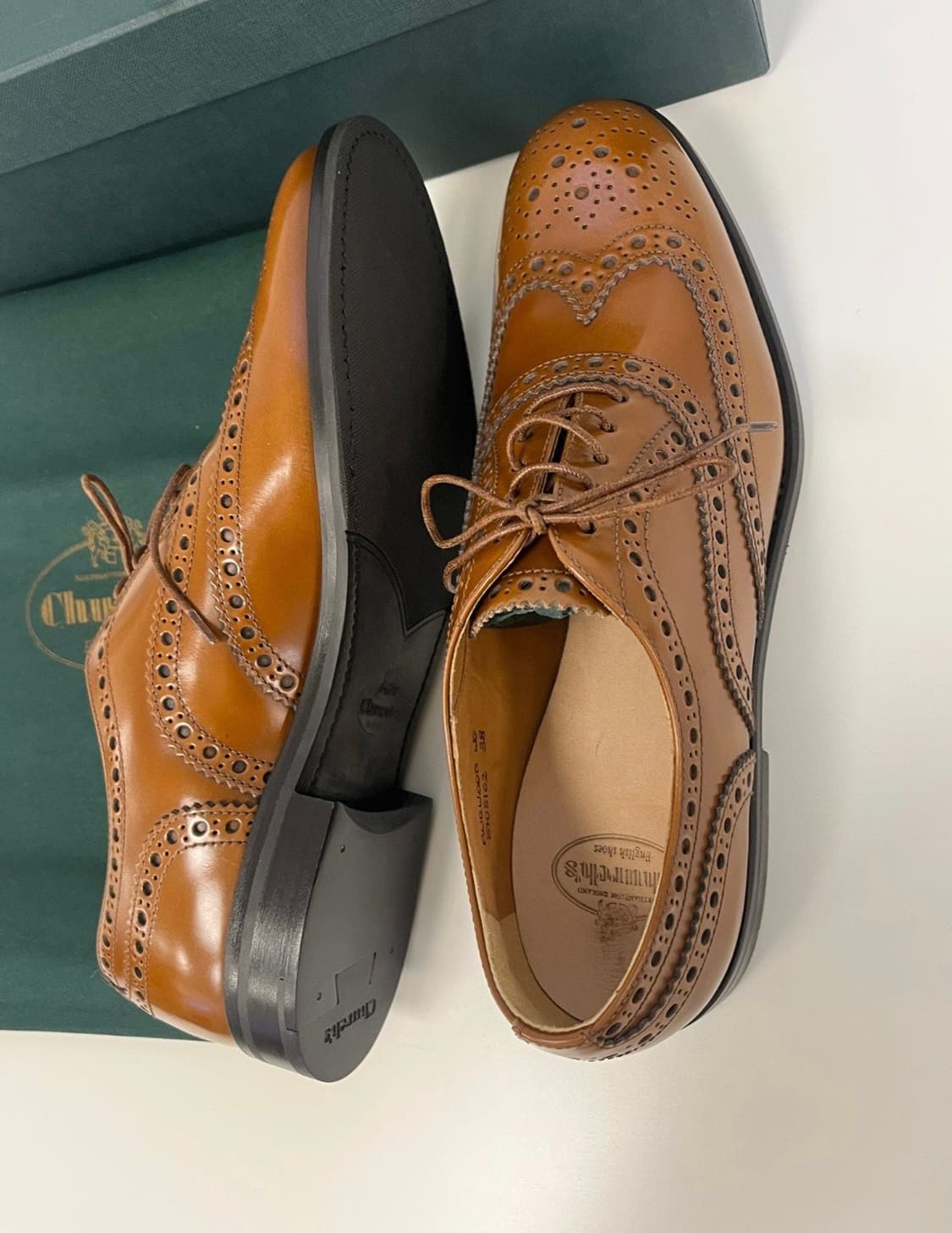 새상품 미우미우 처치스 로퍼  상품이미지3