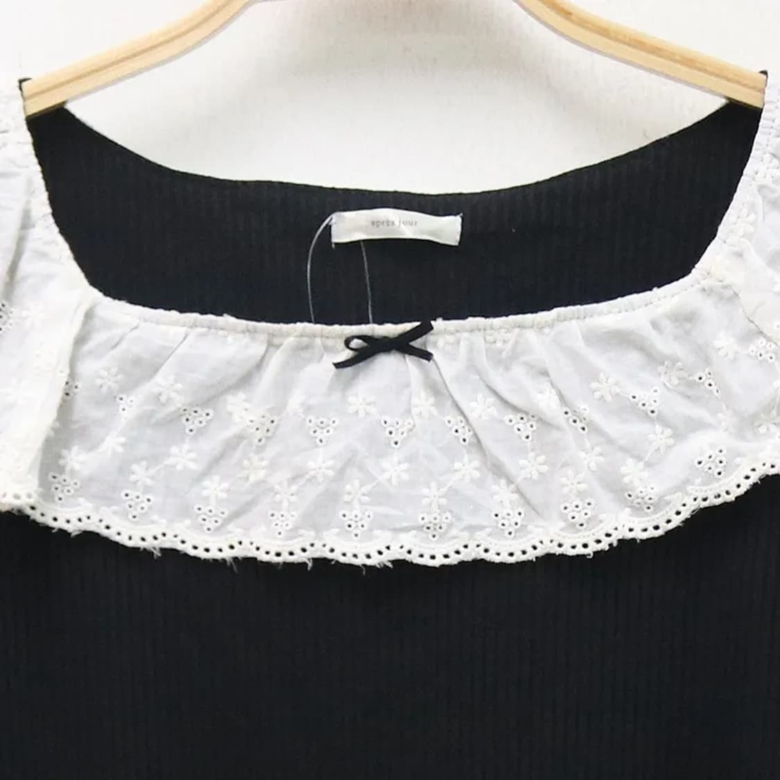 [미사용품] APRES JOUR 레이스 프릴 블라우스 61150 상품이미지3