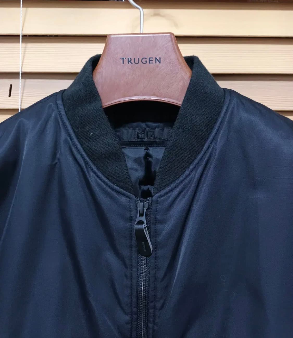 유니클로 남성 블랙 패딩블루종 XL 상품이미지1