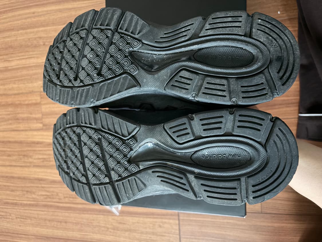 뉴발란스 자운드 JJJound 990v4 / Navy / 265 상품이미지5