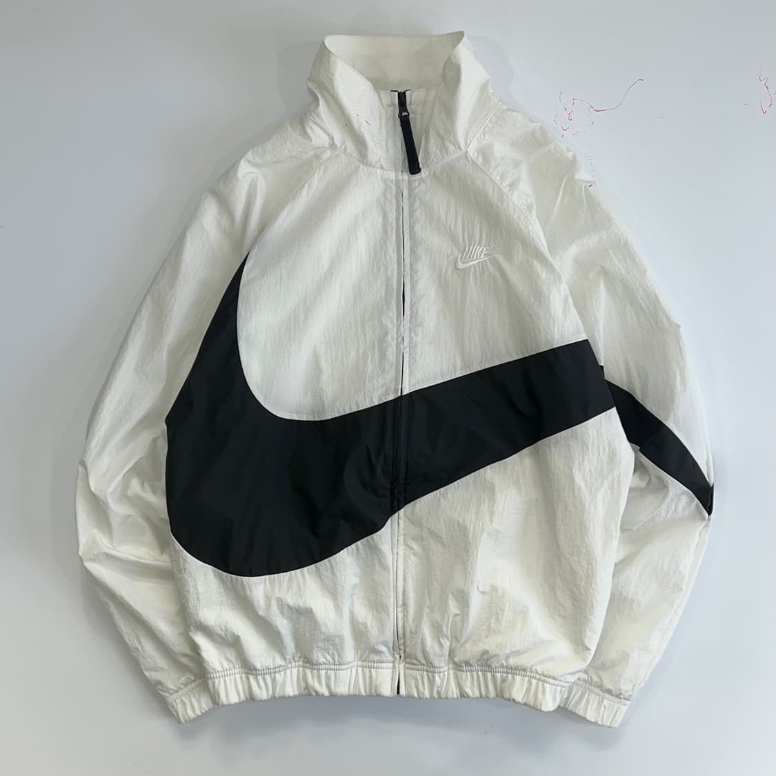 Nike 나이키 스몰로고 빅스우시 아이보리 바람막이 상품이미지3