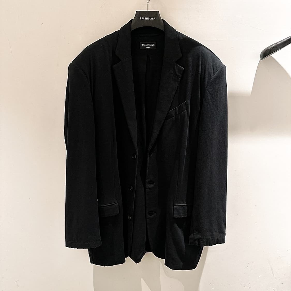 발렌시아가 유니핏 블랙 오버사이즈 코튼 블레이저 상품이미지1