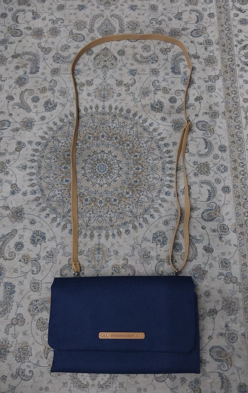 스타벅스 X 로우로우 크로스백 상품이미지1