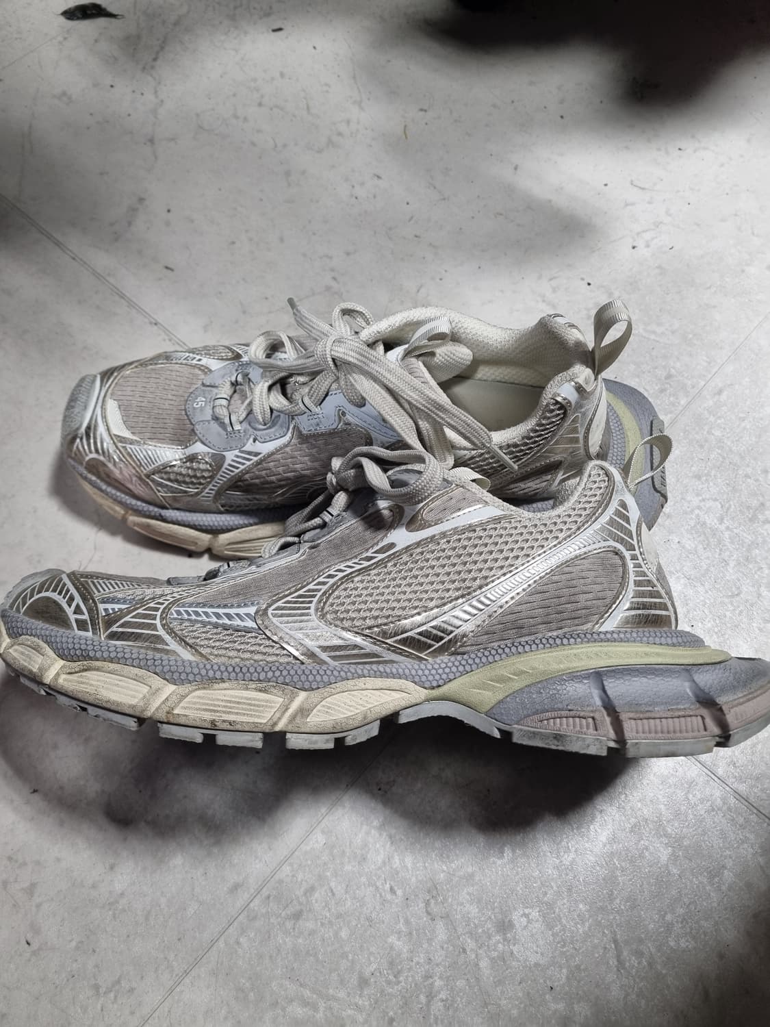 발렌시아가 3XL 스니커즈 상품이미지2