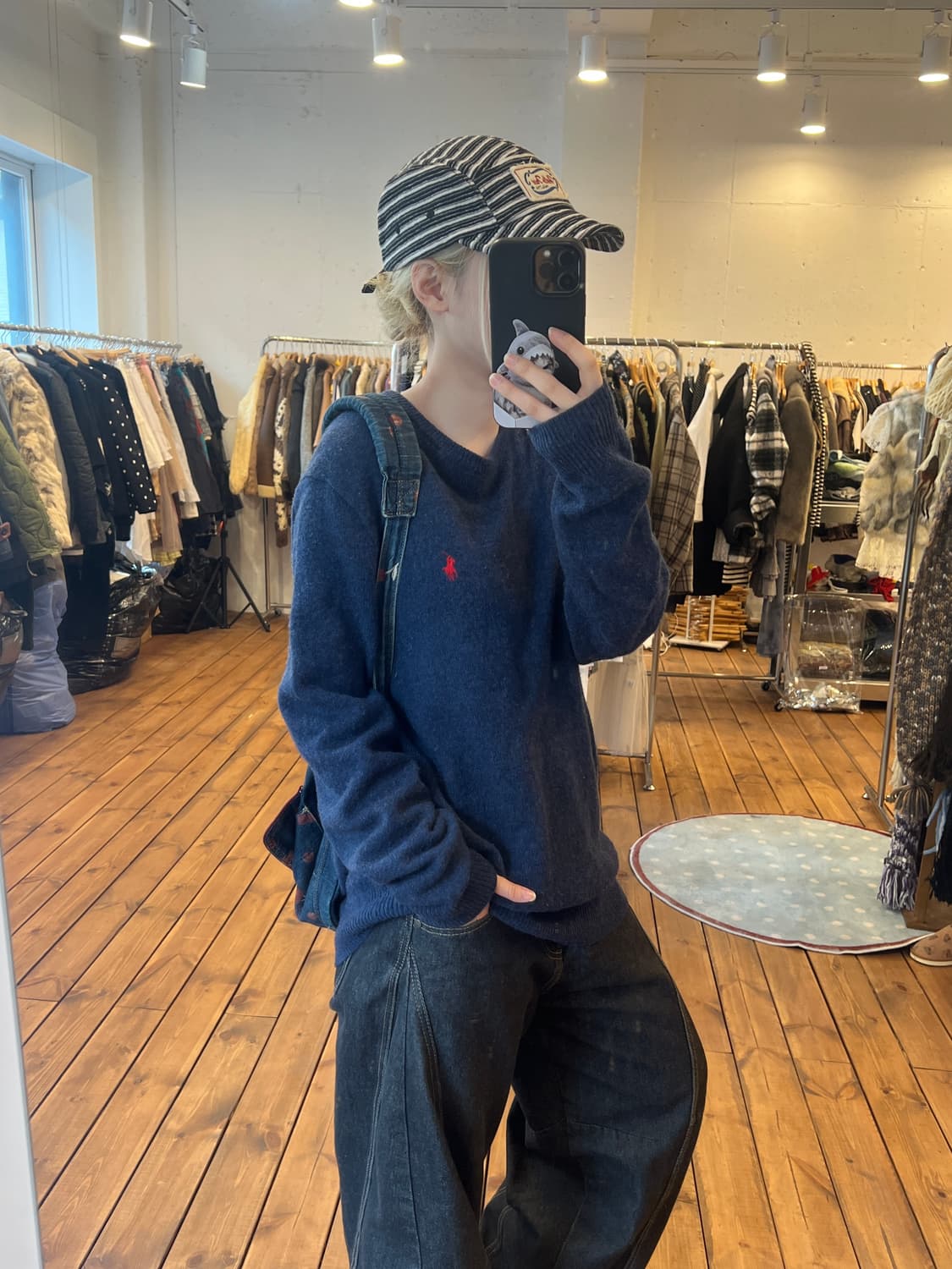 폴로 네이비 오버 니트 상품이미지2