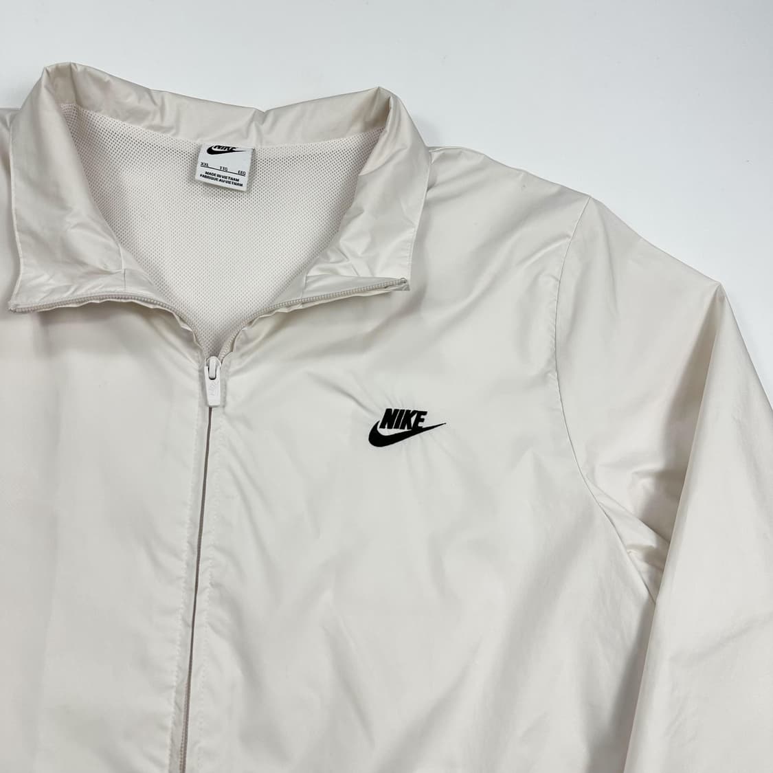 나이키 퓨추라 백로고 화이트 바람막이 자켓 (XXL) 상품이미지4