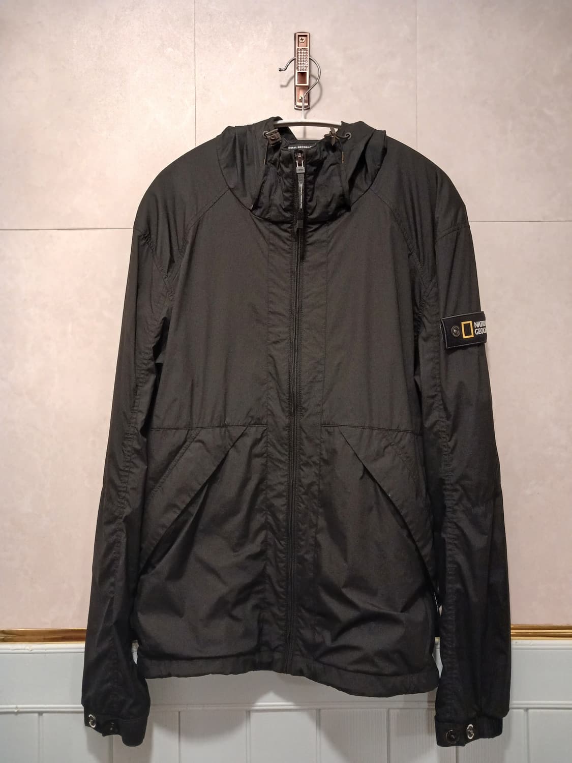 내셔널지오그래픽 정품 여성 바람막이 95 (M) 사이즈 상품이미지1