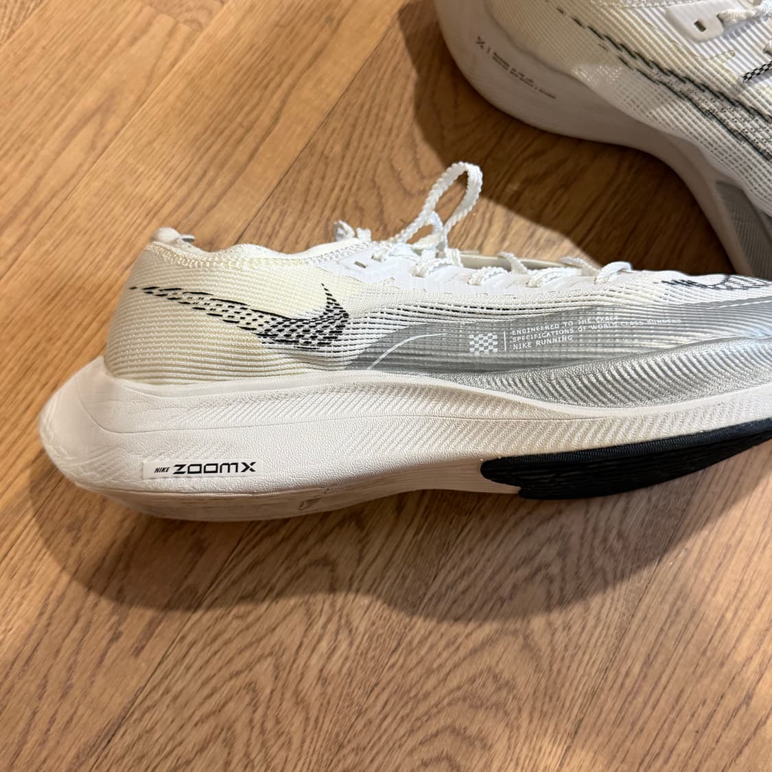 Nike 줌X 베이퍼플라이 넥스트 화이트 메탈릭 실버 상품이미지2