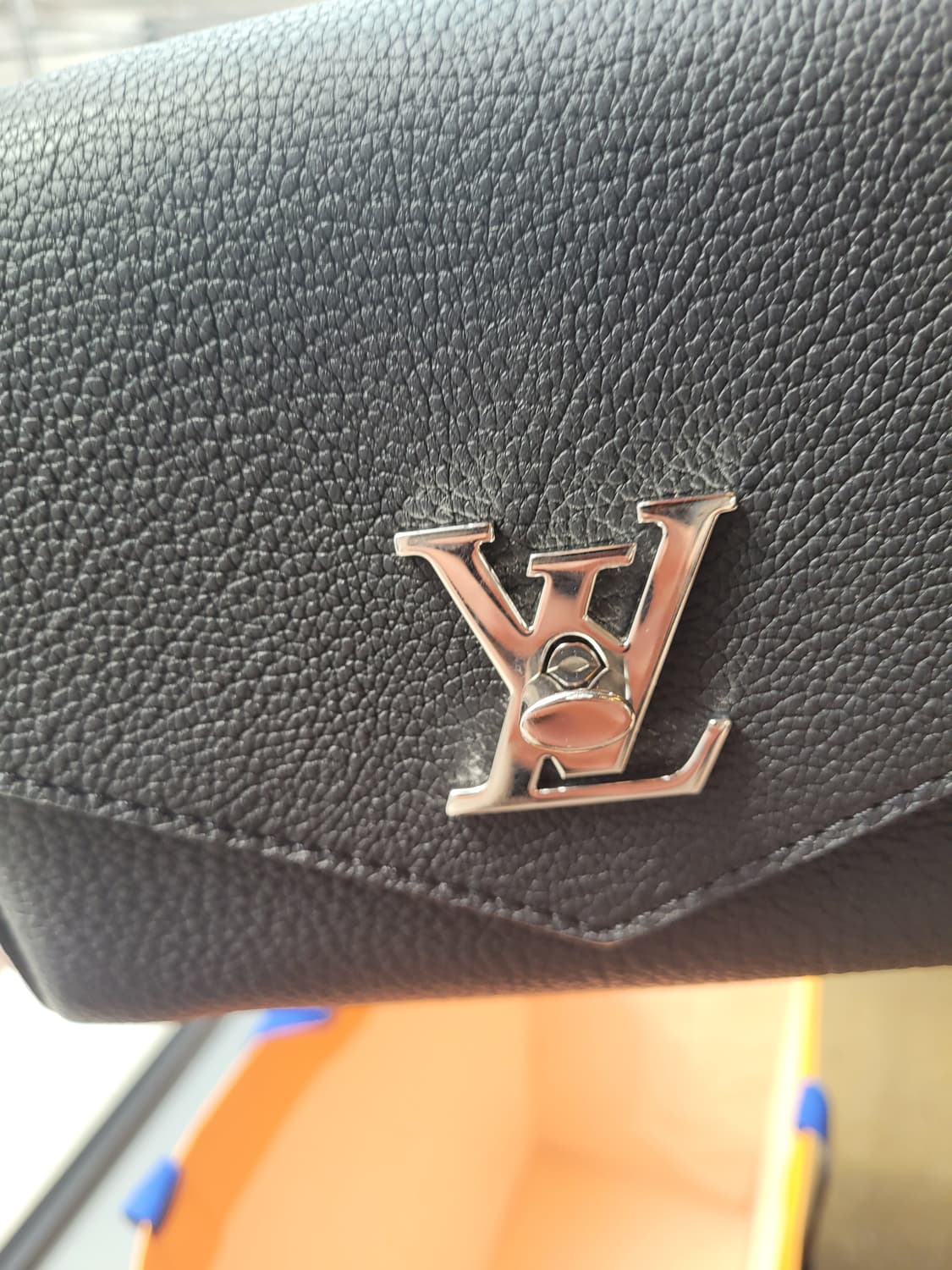 루이비통 마이락미 체인백 블랙 상품이미지2