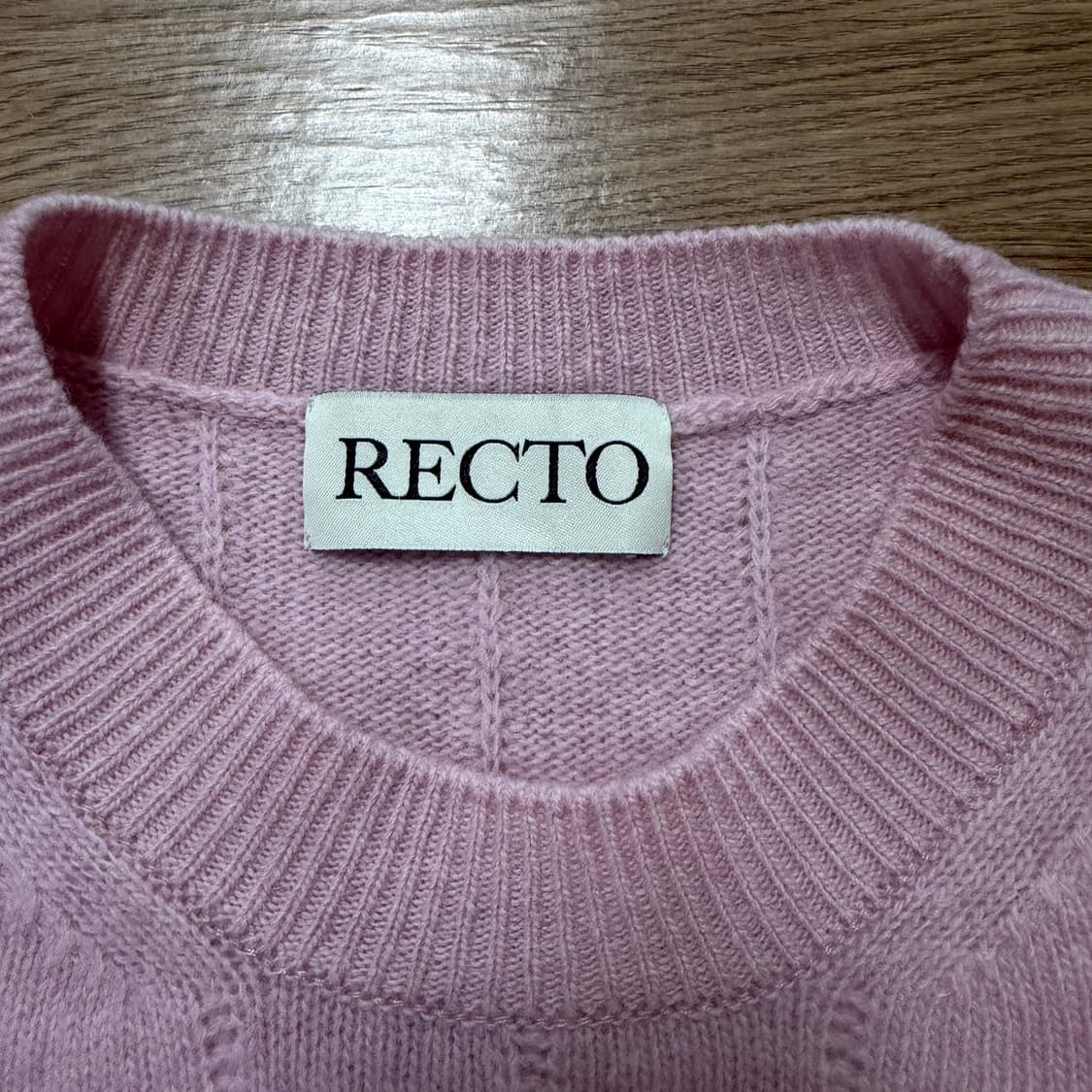 렉토 24fw 핑크 울 니트 상품이미지4