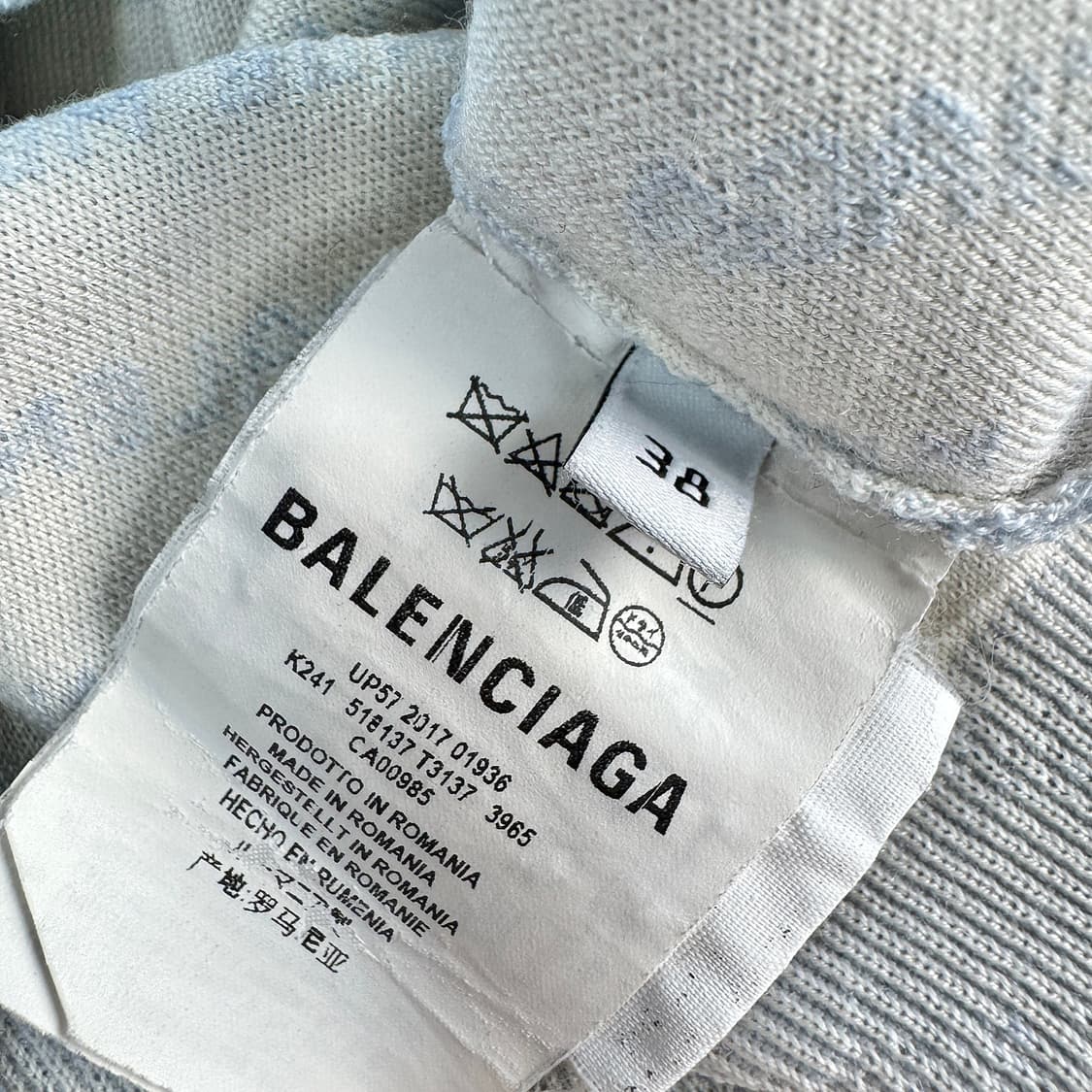 발렌시아가 멀티로고 풀오버 상품이미지3