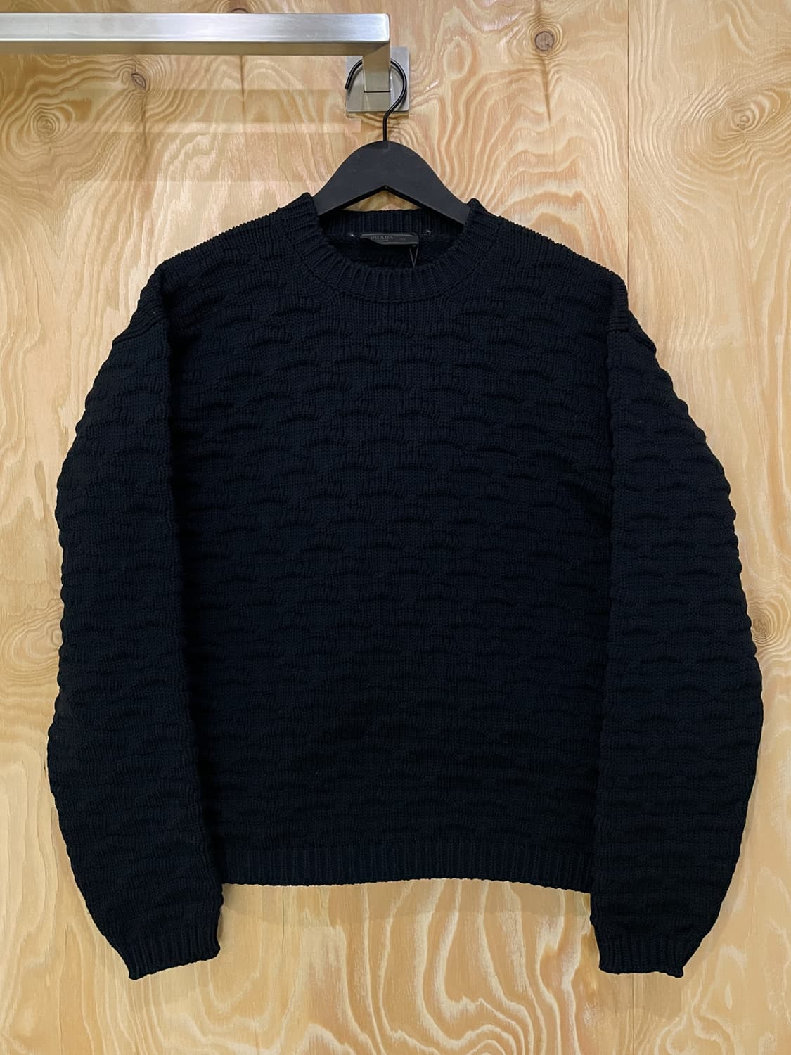 프라다 16F/W 3D 엠보스드 스웨터 상품이미지2