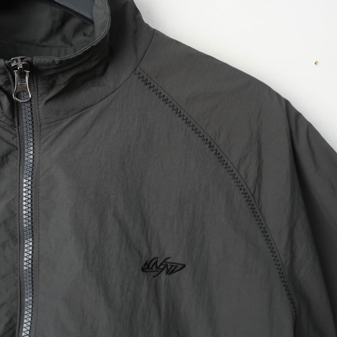 95/낫포너드 바람막이 자켓 상품이미지4