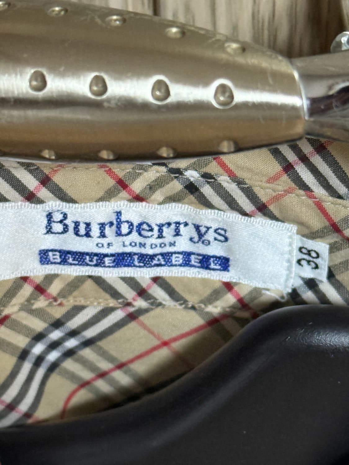 버버리 셔츠 38사이즈(정품) 상품이미지4