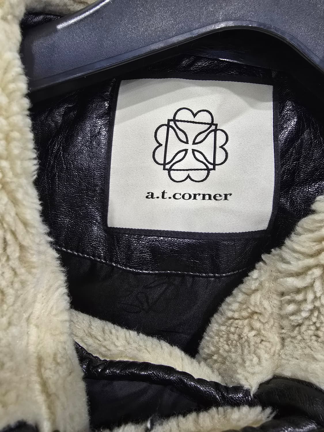 a.t.corner 블랙 패딩 상품이미지2