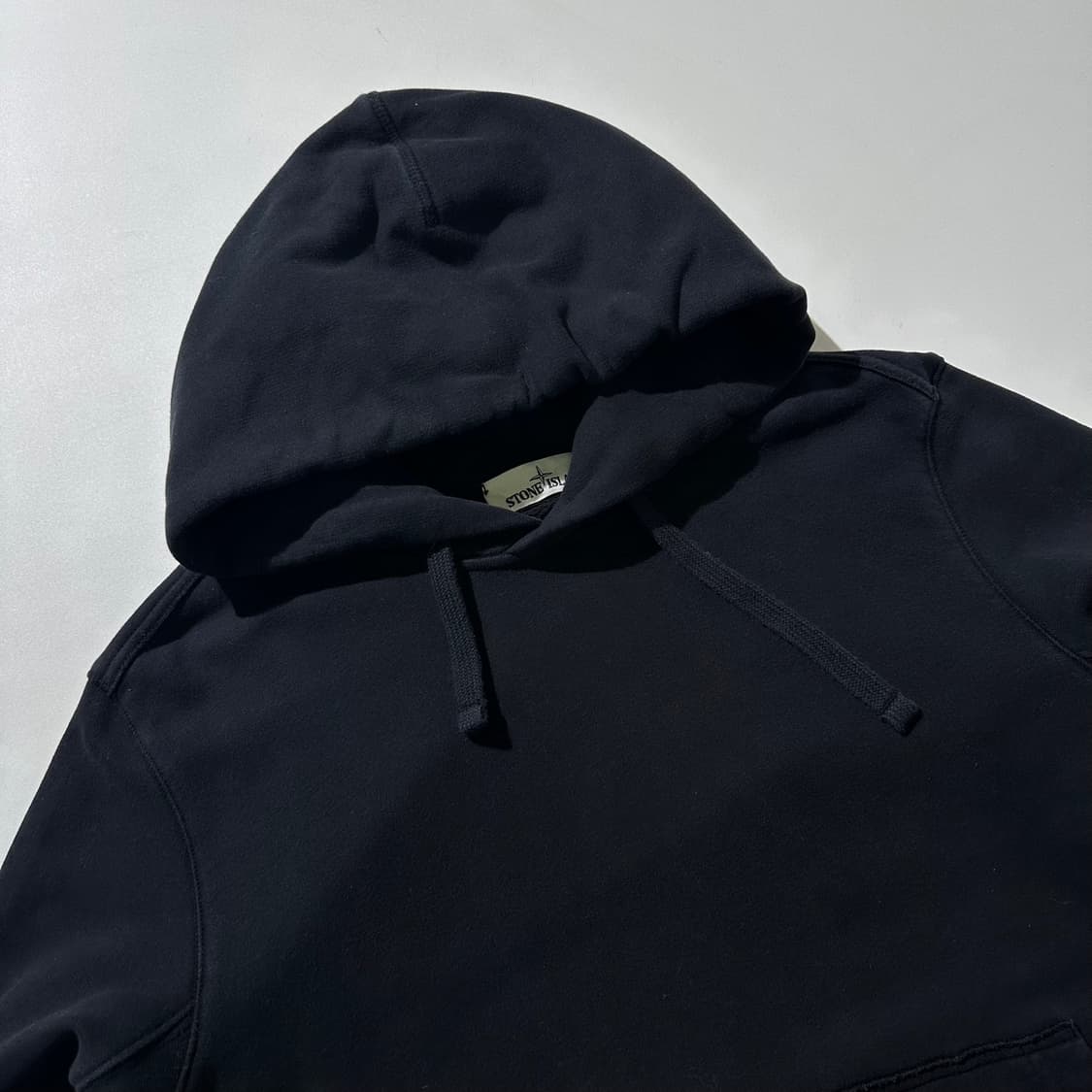 (매장판) 스톤아일랜드 로고 패치 가먼트다잉 후드 티셔 상품이미지5