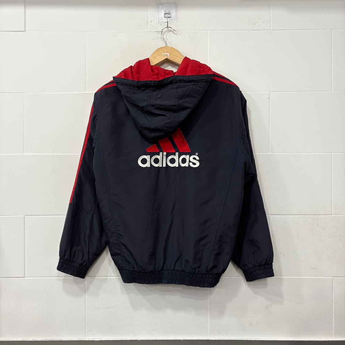 아디다스 올드스쿨 누빔 집업 점퍼 상품이미지5