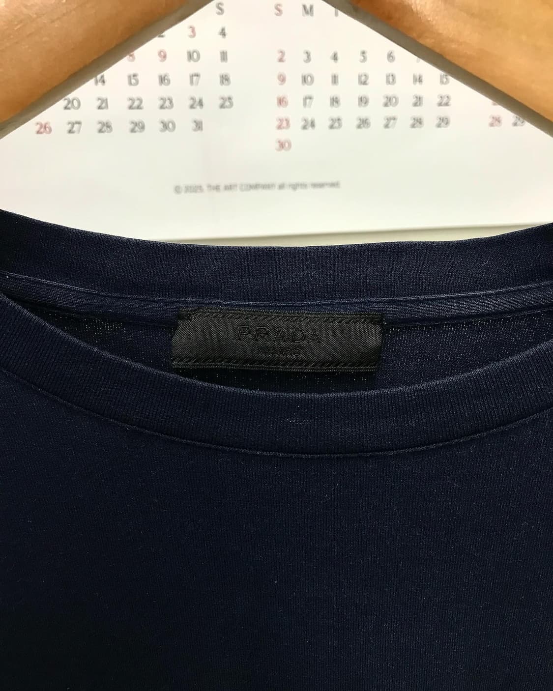 프라다 레드탭 로고 반팔티 상품이미지3
