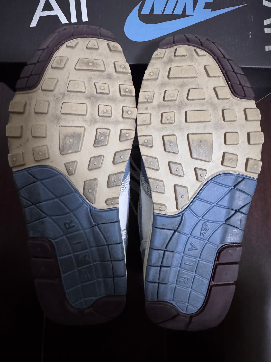 나이키 X 파타 맥스1 아쿠아노이즈 상품이미지2