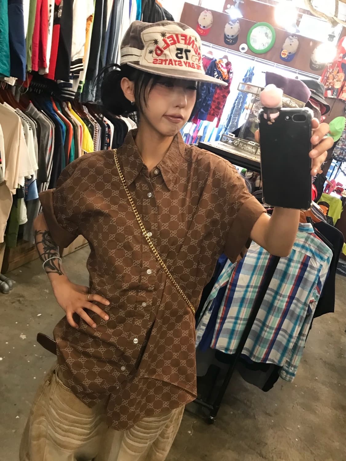 < Stussy Brown Full Logo Shirt > 상품이미지7