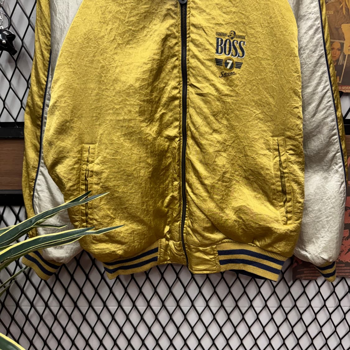90s 산토리 보스 커피 리버시블 봄버 자켓 후면 빅로고 포인트 상품이미지6