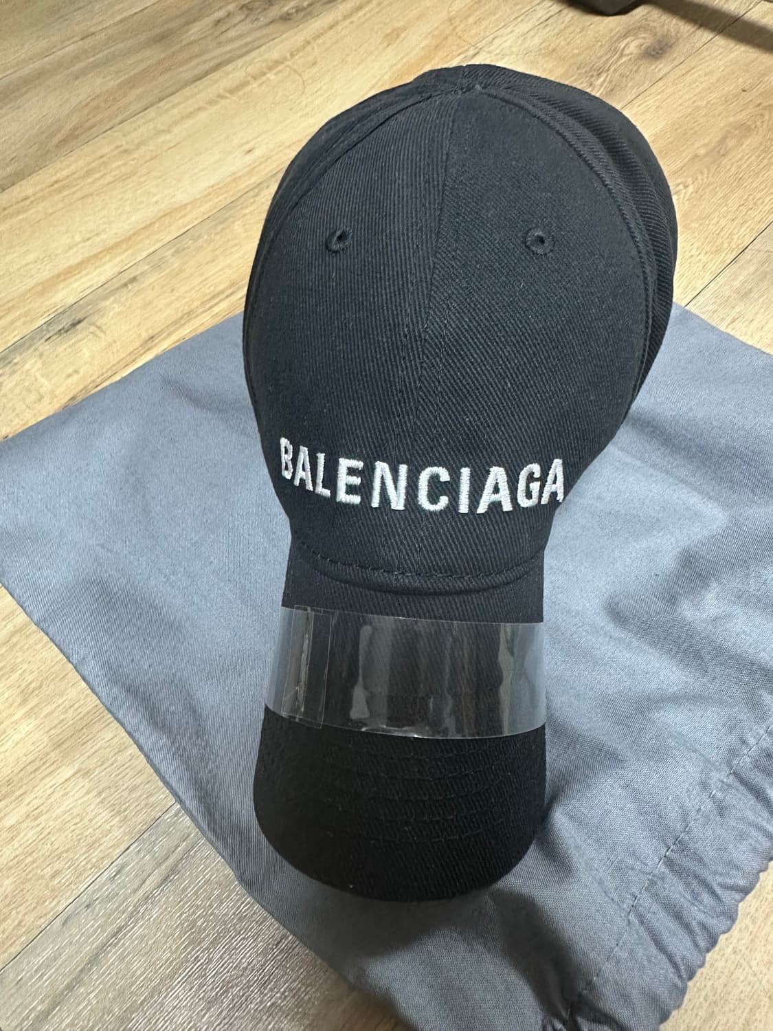 발렌시아가 로고 캡 블랙 상품이미지2