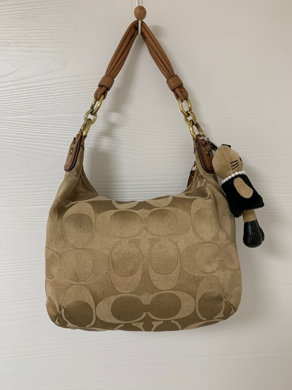 Coach gold brown shoulder bag 상품이미지2