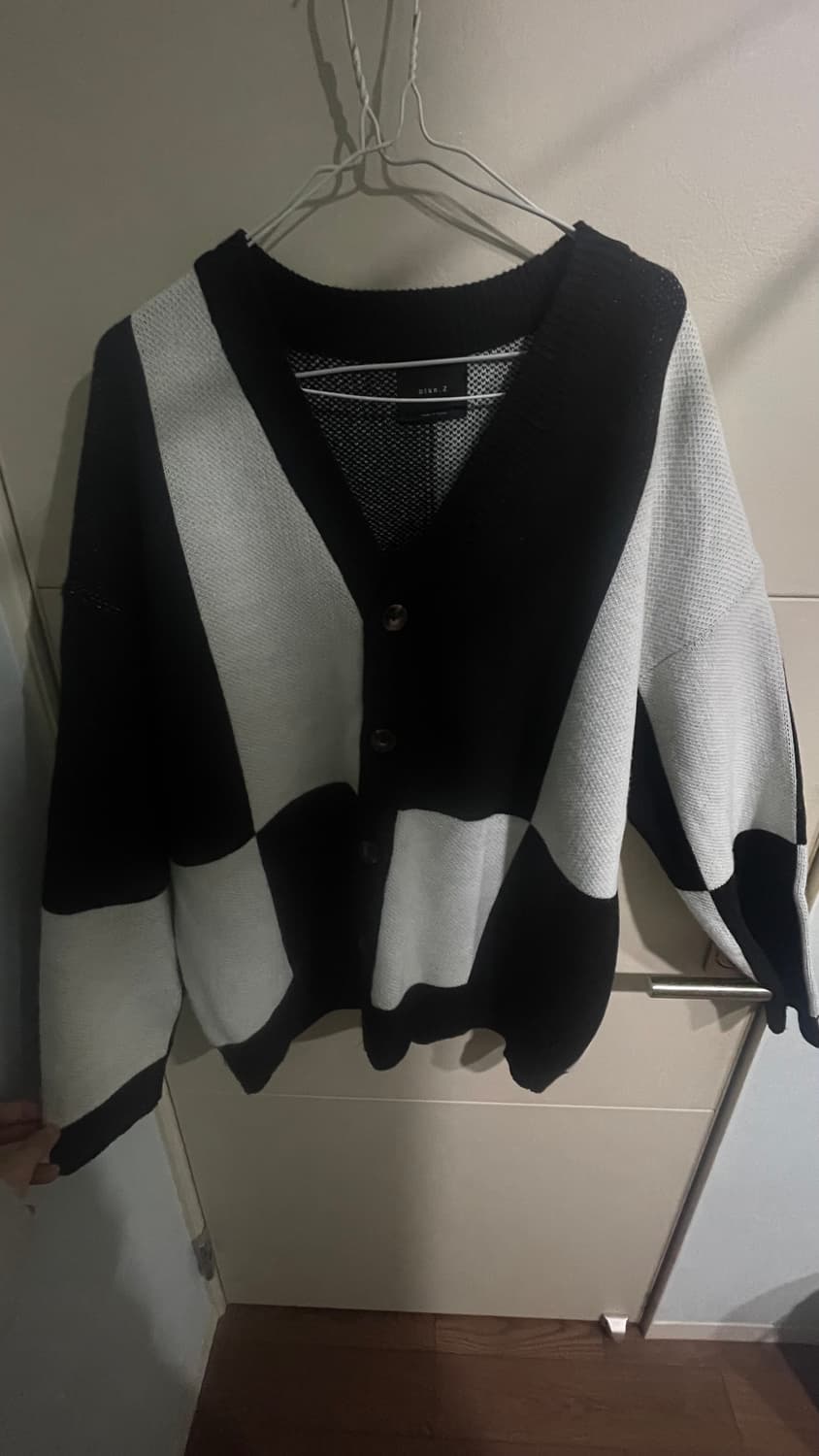 plan.Z 흰검 가디건 상품이미지1