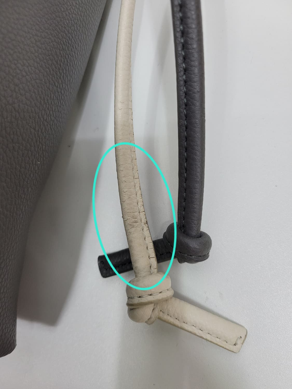 BEAN POLE 빈폴 에쉬 뉴 포레 스몰 버킷백
 상품이미지7