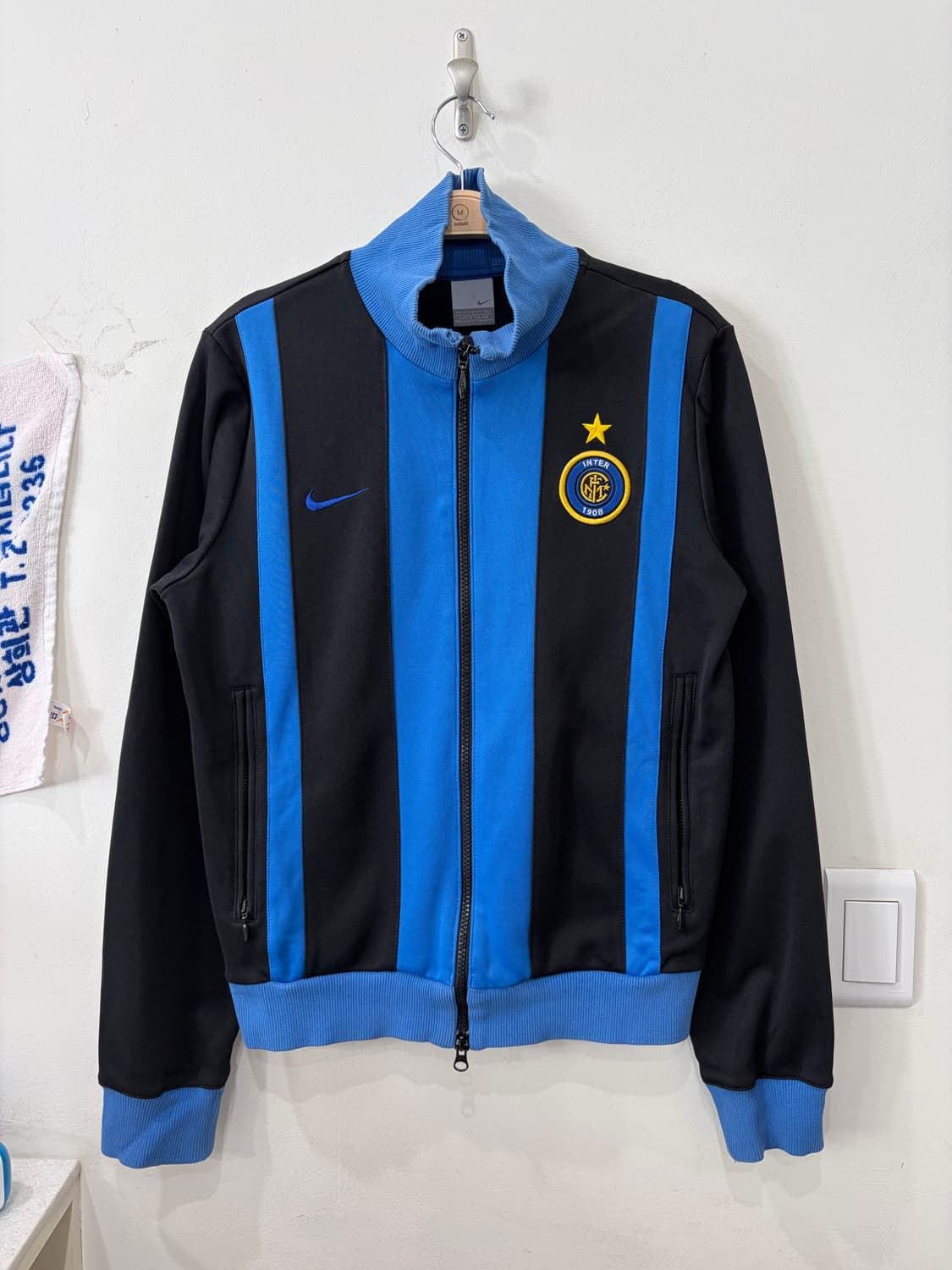 96. 나이키 인터밀란 져지 트랙탑 상품이미지1