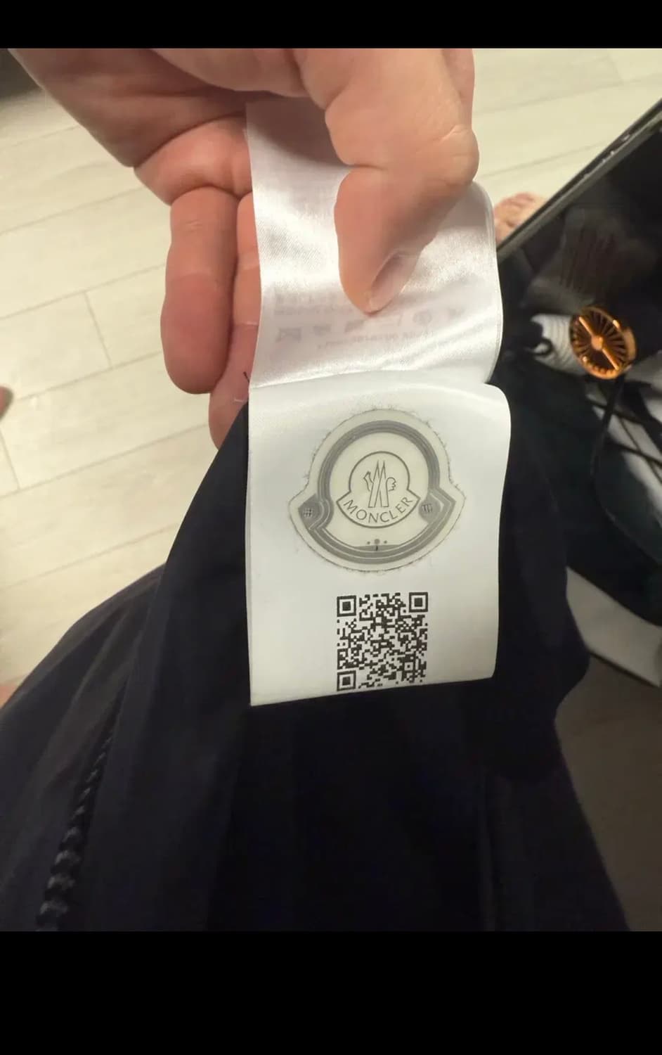 몽클레어 바람막이 네이비 M 상품이미지4