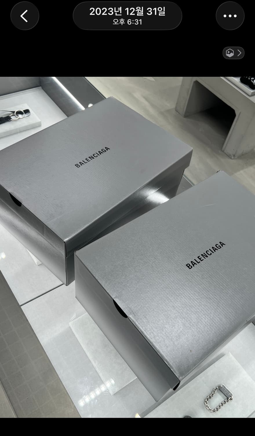 발렌시아가 3xl 에그쉘 42 상품이미지6