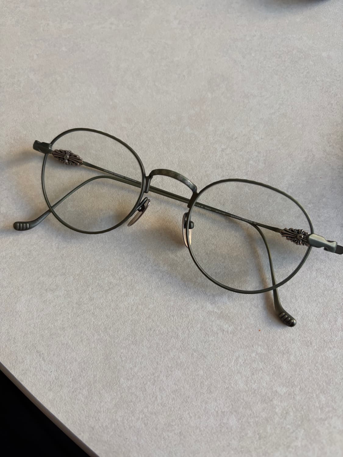 크롬하츠 바질릭토리안 3 안경 카키 상품이미지1