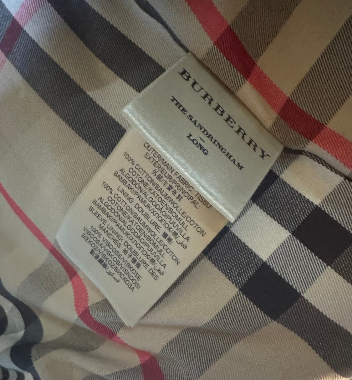 버버리 개버딘 샌딩엄 롱 트렌치 코트 (착샷) 상품이미지5