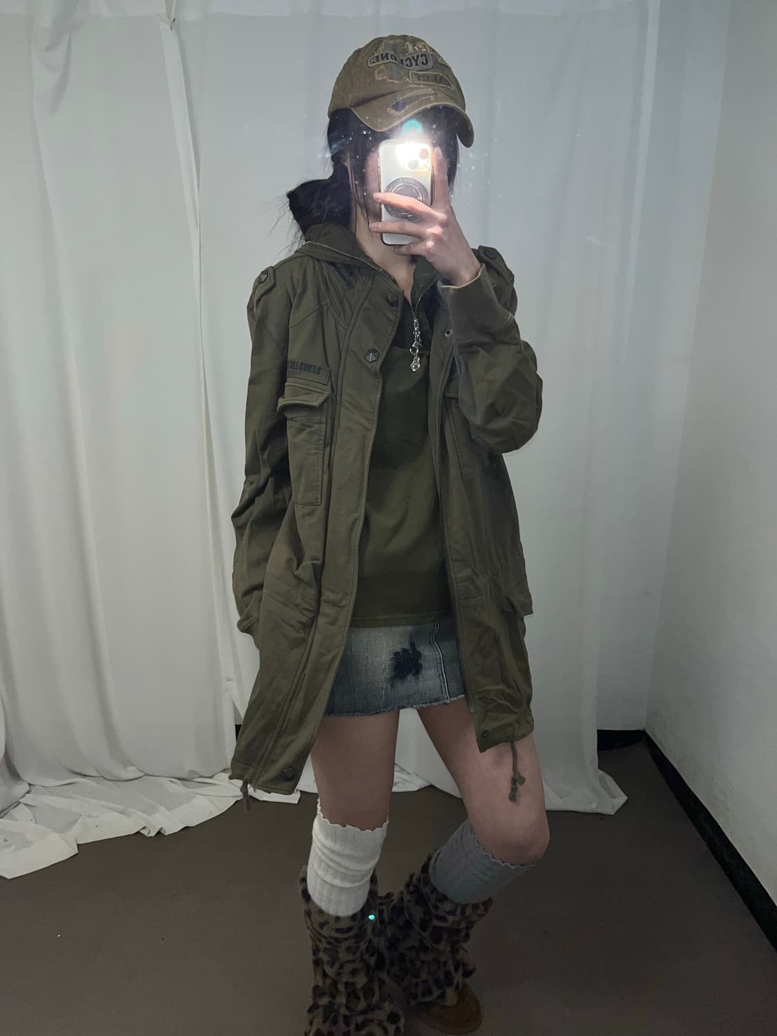 Bang Bang 00‘s 카키 집업 상품이미지3