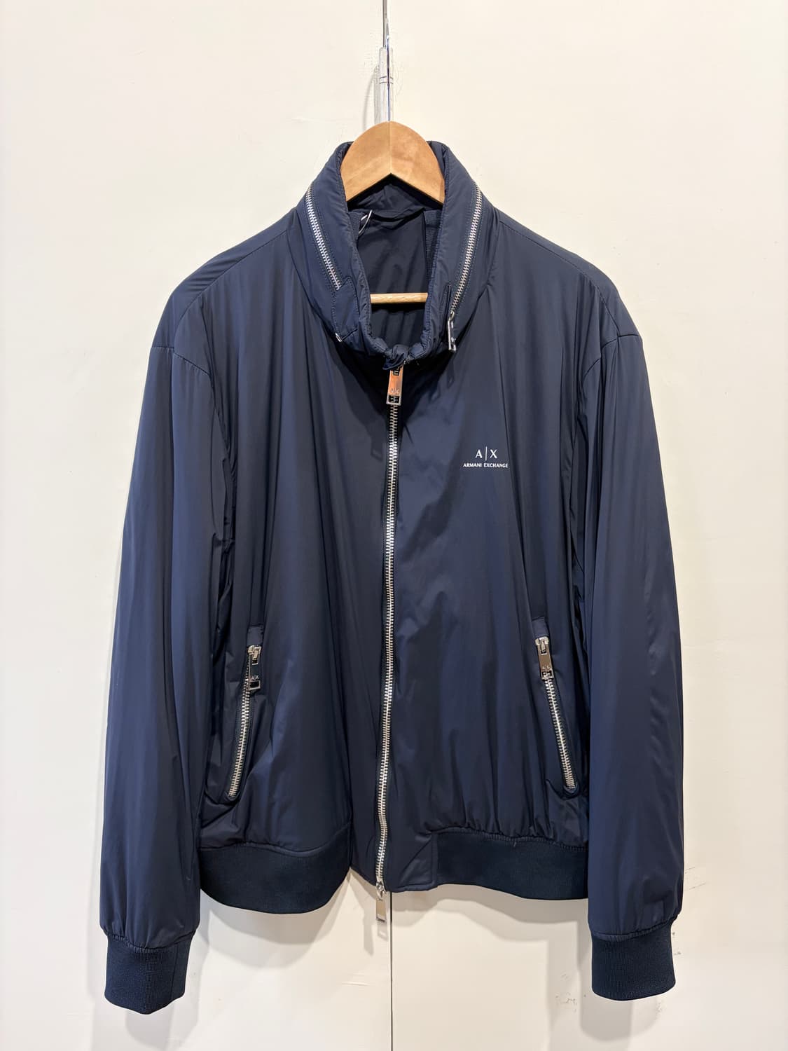 아르마니 익스체인지 히든 후드 하이넥 패디드 자켓 상품이미지1