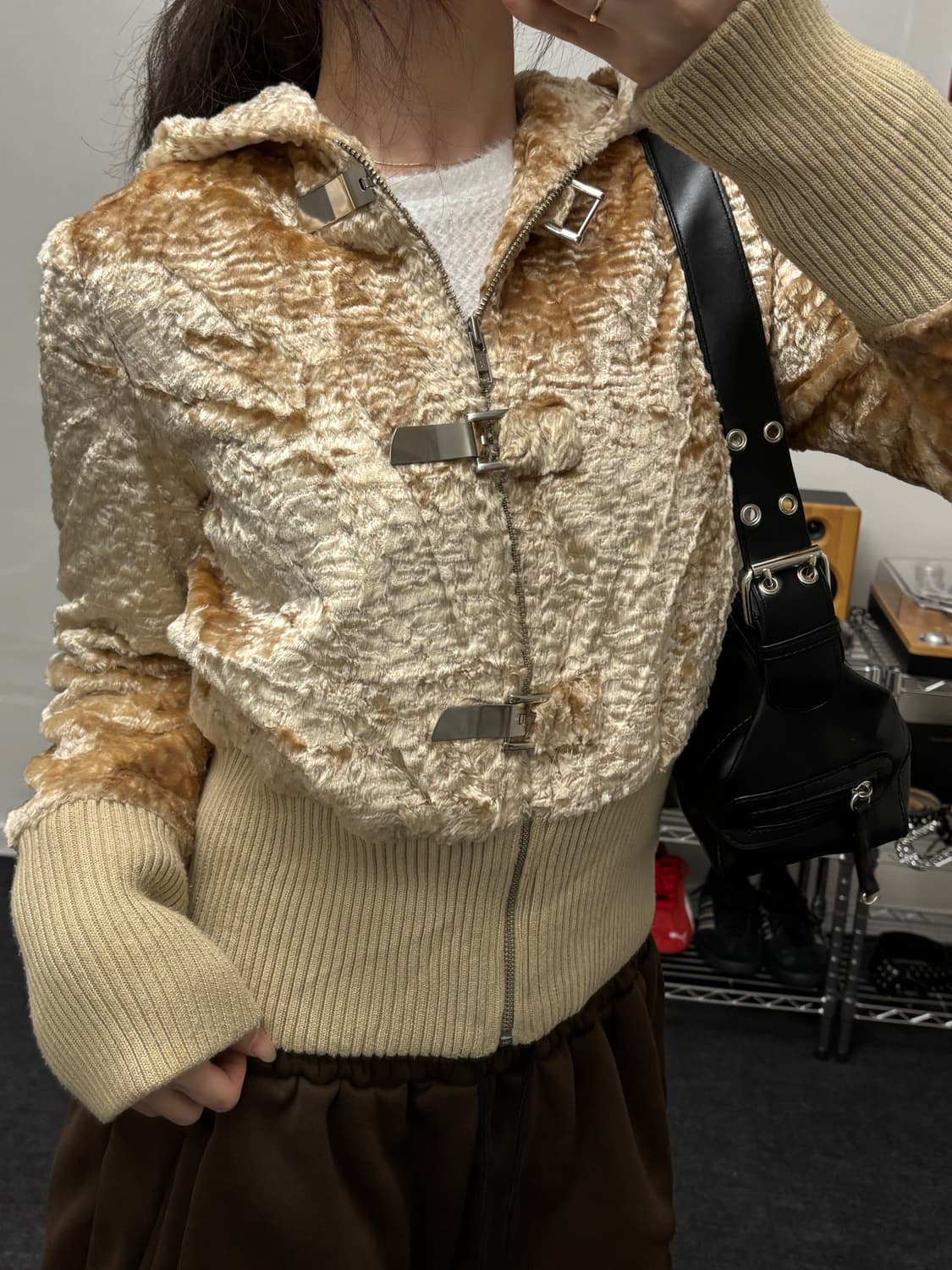 올드 빈티지 버클 퍼 후드집업 상품이미지2