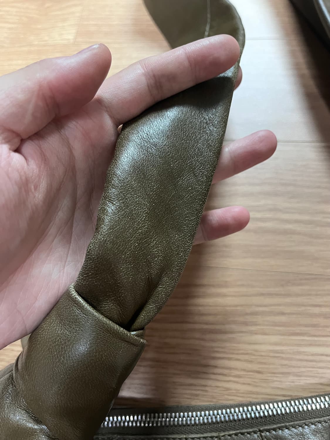 르메르 크루아상 범백 다크 올리브 스몰 S 상품이미지4