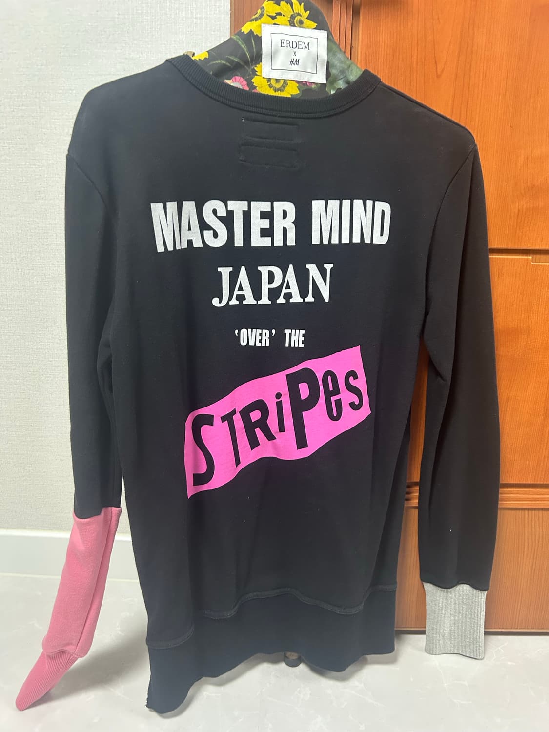 mastermind X over the stripes 스웻셔츠 상품이미지1